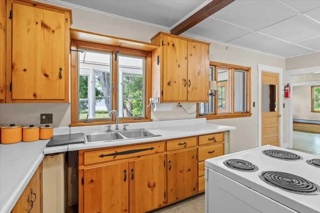 3 Hillside Avenue Barre Town VT 05649