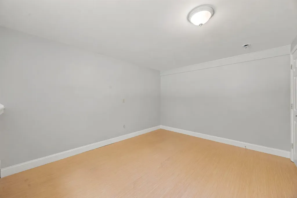 3 Ridgewood Drive Kingston NH 03848