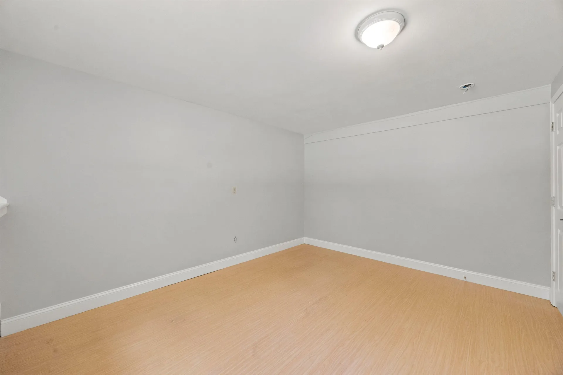 3 Ridgewood Drive Kingston NH 03848