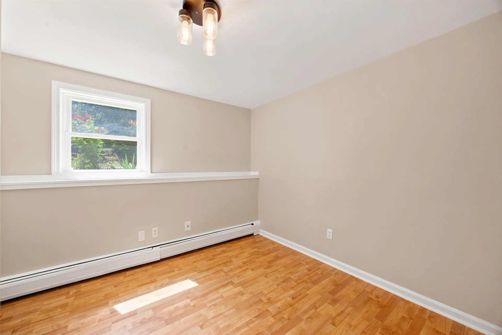 3 Ridgewood Drive Kingston NH 03848