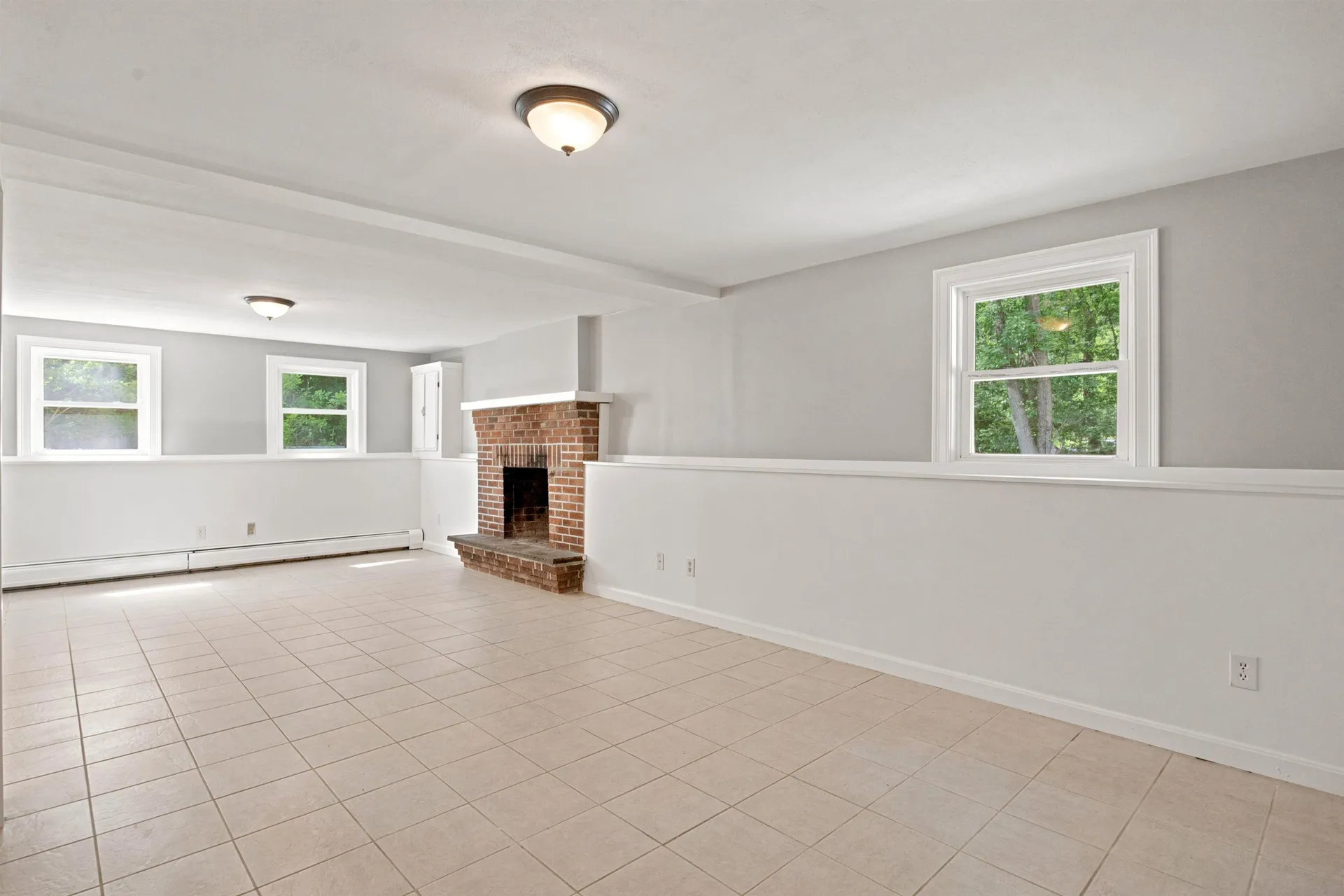 3 Ridgewood Drive Kingston NH 03848