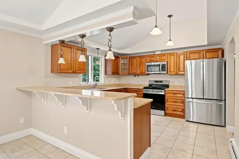 3 Ridgewood Drive Kingston NH 03848