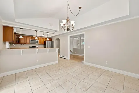 3 Ridgewood Drive Kingston NH 03848