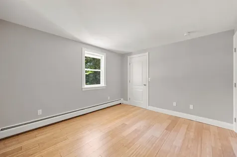 3 Ridgewood Drive Kingston NH 03848