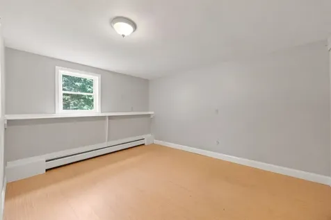 3 Ridgewood Drive Kingston NH 03848