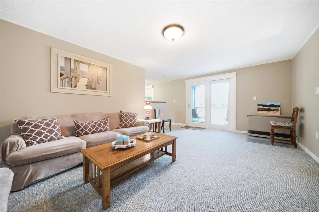 54 Emerald Drive Hillsborough NH 03244