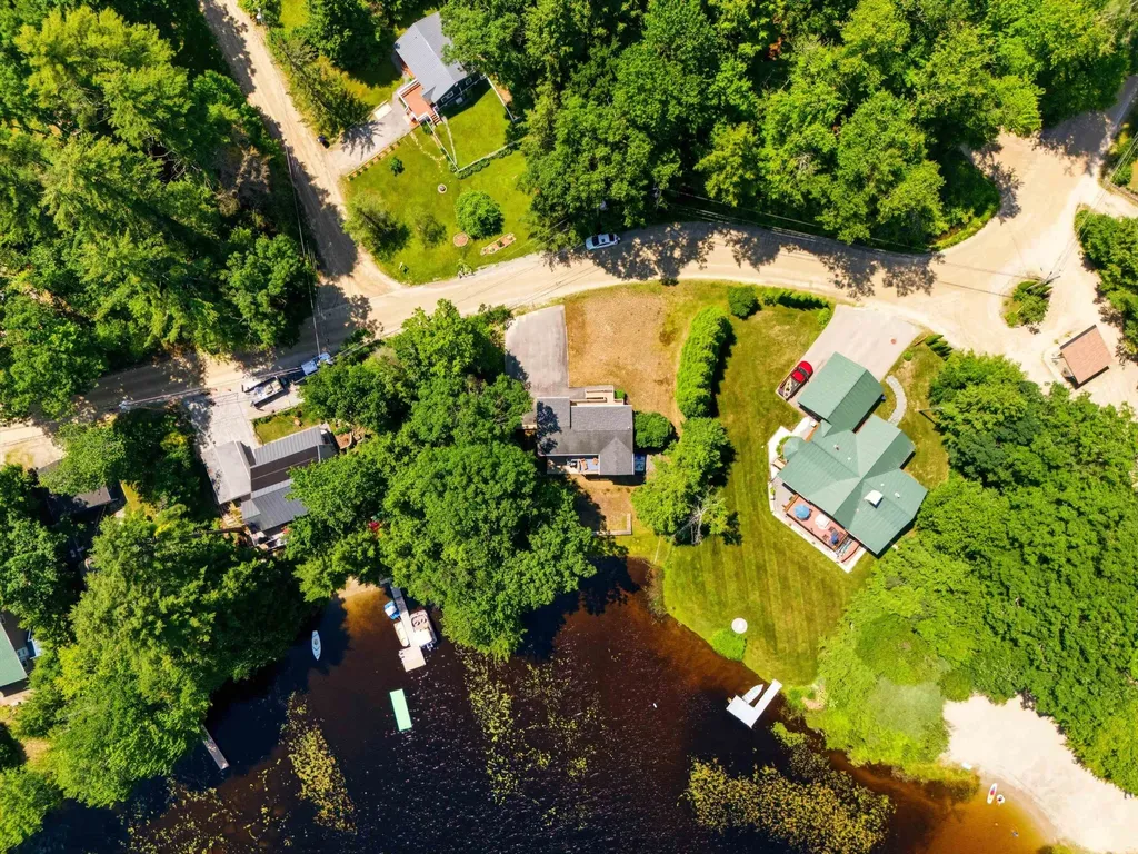 54 Emerald Drive Hillsborough NH 03244