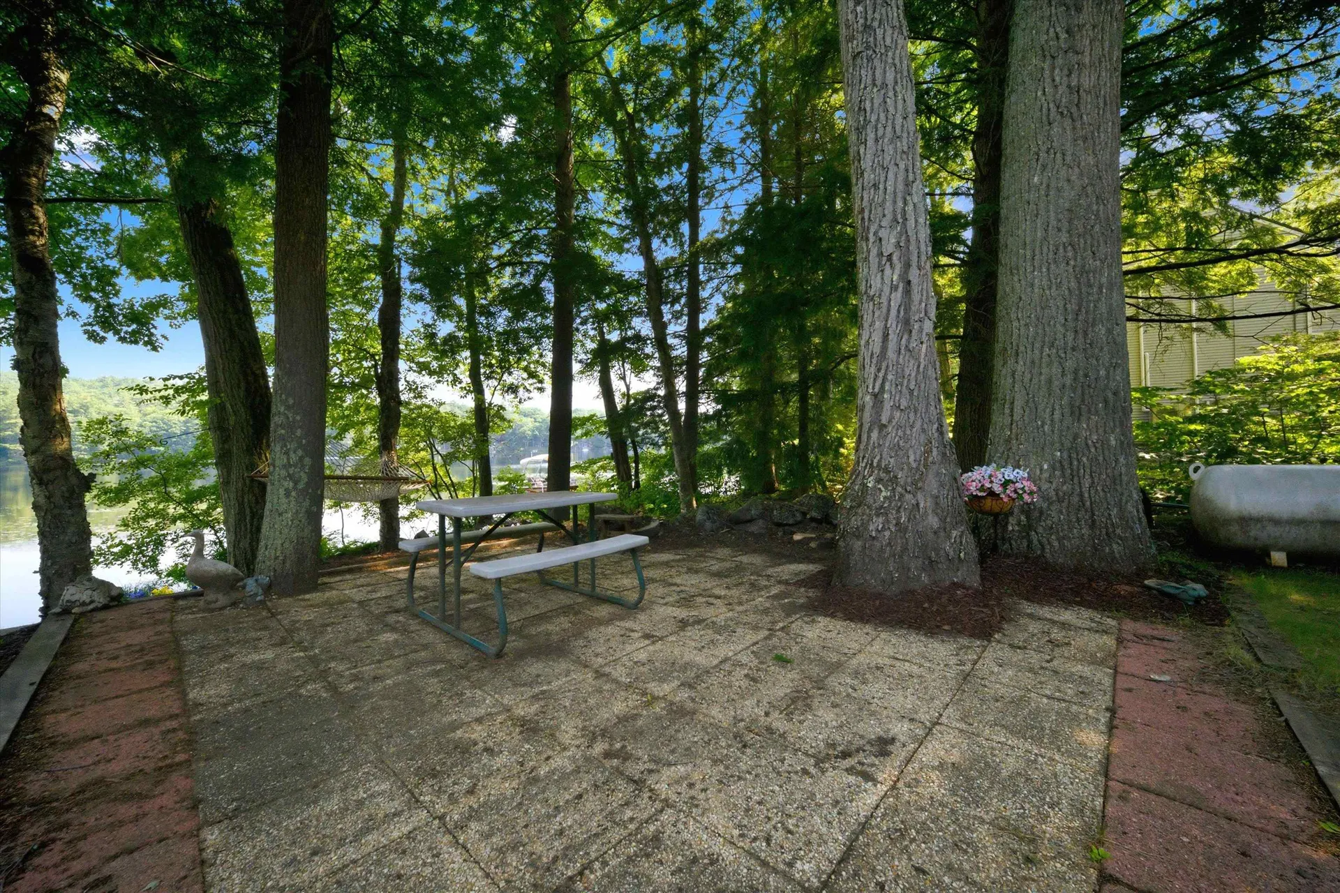 54 Emerald Drive Hillsborough NH 03244
