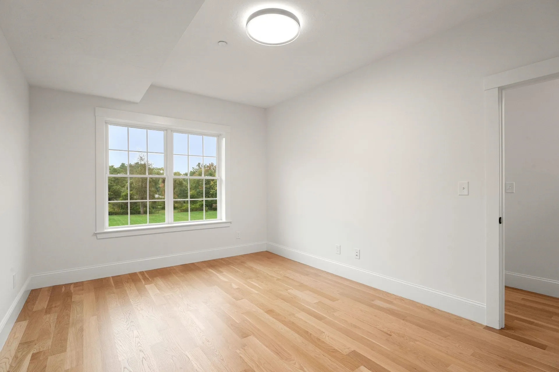 67 Groton Road Nashua NH 03062