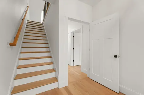 67 Groton Road Nashua NH 03062