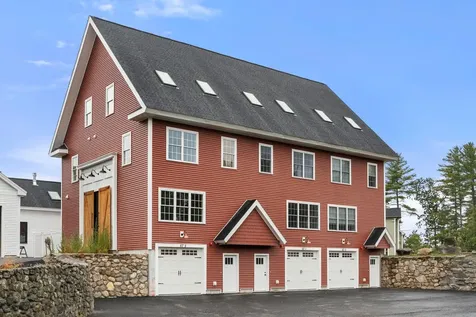 67 Groton Road Nashua NH 03062
