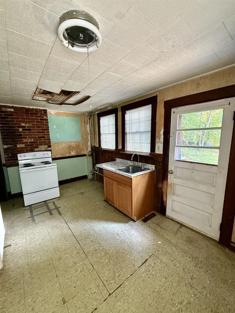 113 Raleigh Way Portsmouth NH 03801