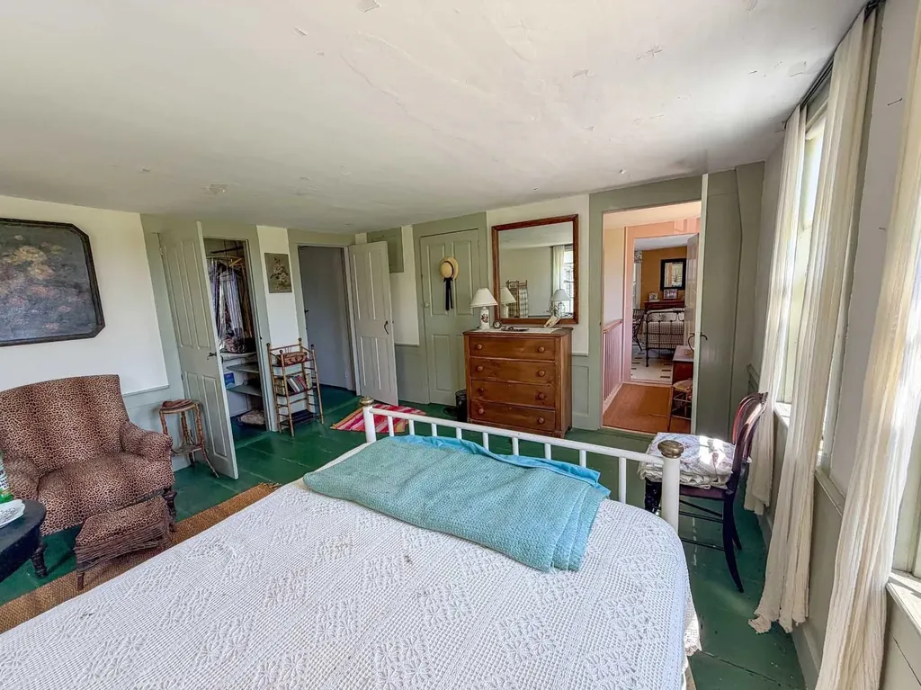 124 Brock Hill Road Bridgewater NH 03222