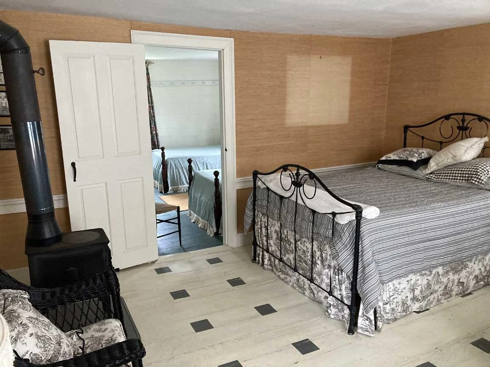 124 Brock Hill Road Bridgewater NH 03222