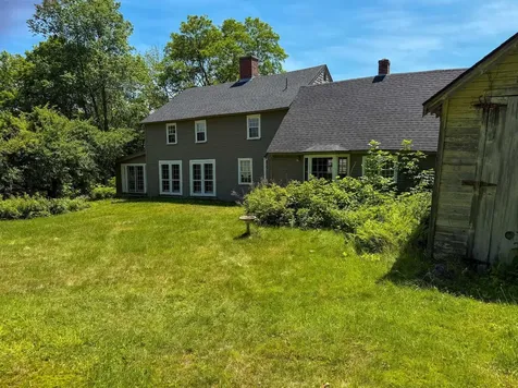 124 Brock Hill Road Bridgewater NH 03222