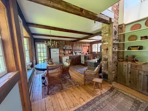 124 Brock Hill Road Bridgewater NH 03222