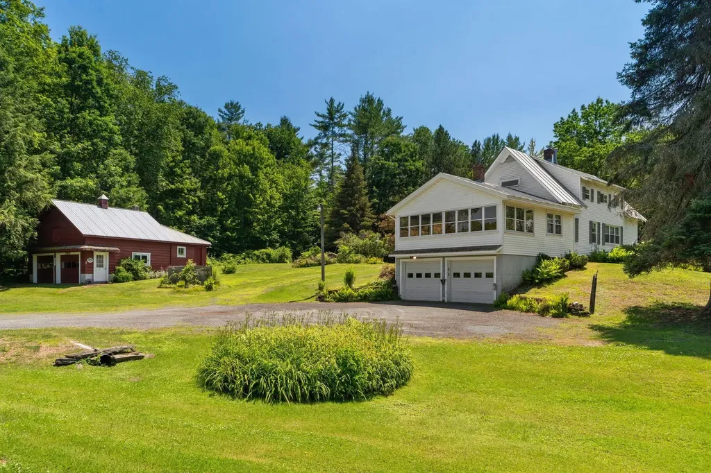 140 Haven Cemetery Road Royalton VT 05068