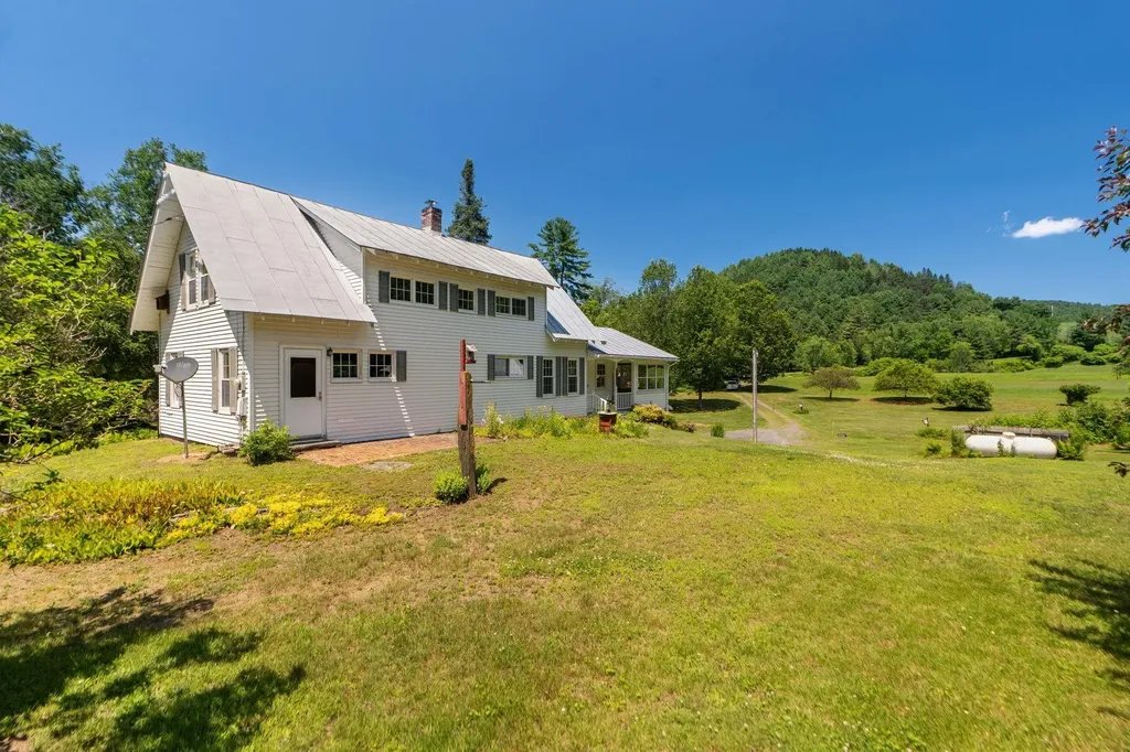 140 Haven Cemetery Road Royalton VT 05068