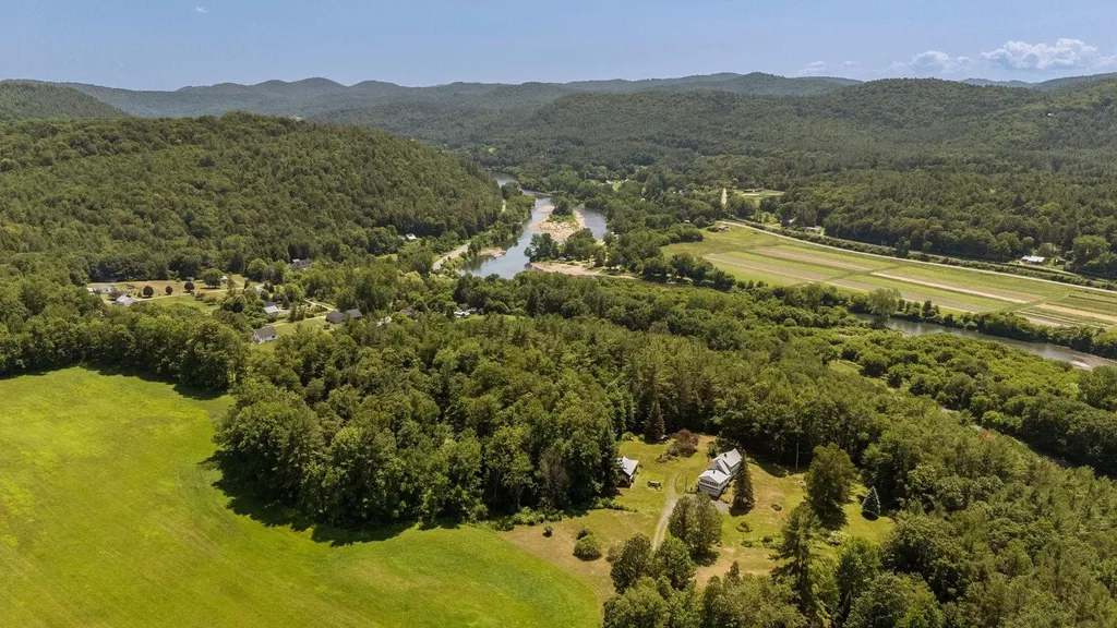 140 Haven Cemetery Road Royalton VT 05068