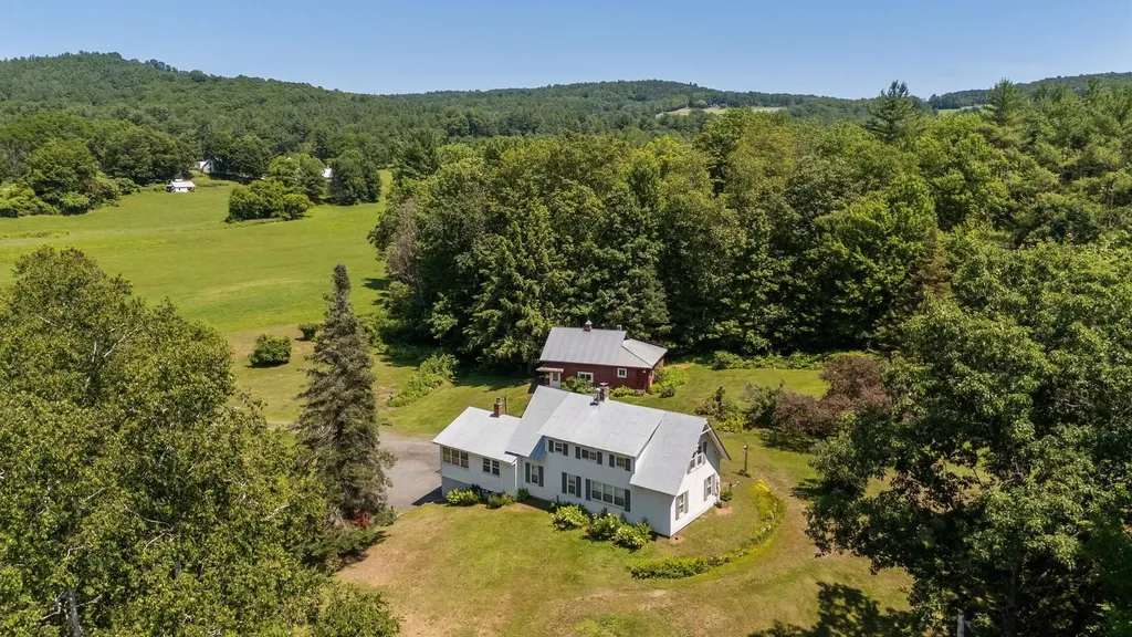 140 Haven Cemetery Road Royalton VT 05068