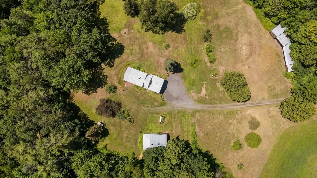 140 Haven Cemetery Road Royalton VT 05068
