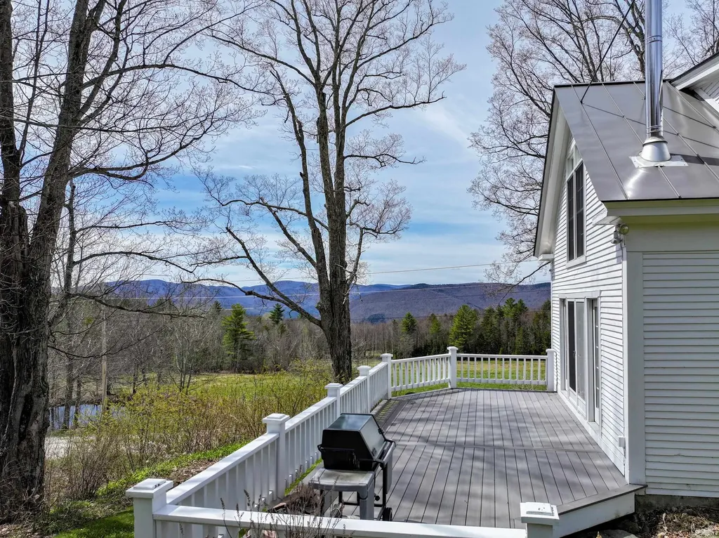 986 North Hollow Road Rochester VT 05767