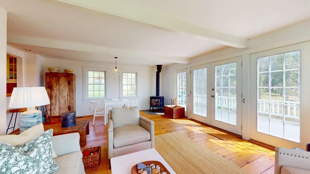 986 North Hollow Road Rochester VT 05767