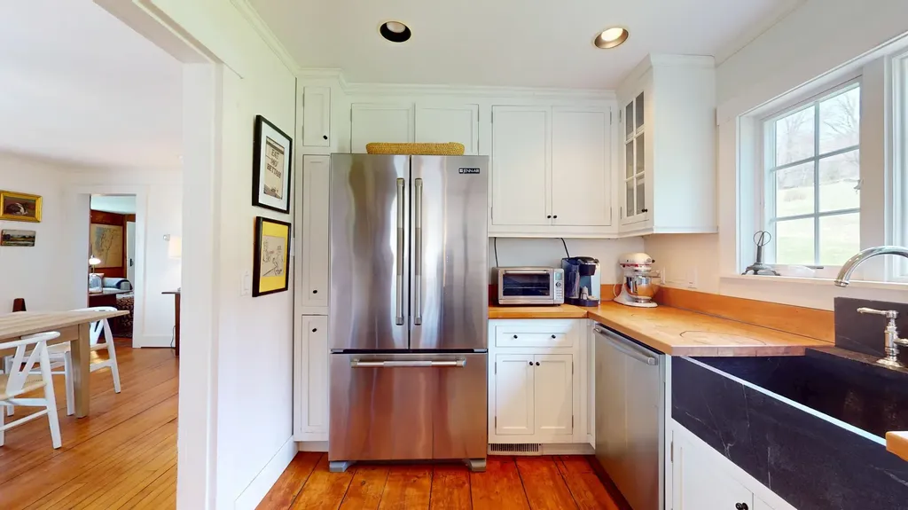 986 North Hollow Road Rochester VT 05767