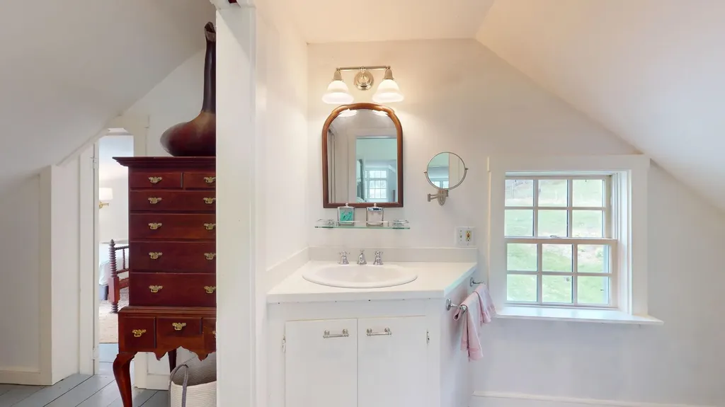 986 North Hollow Road Rochester VT 05767