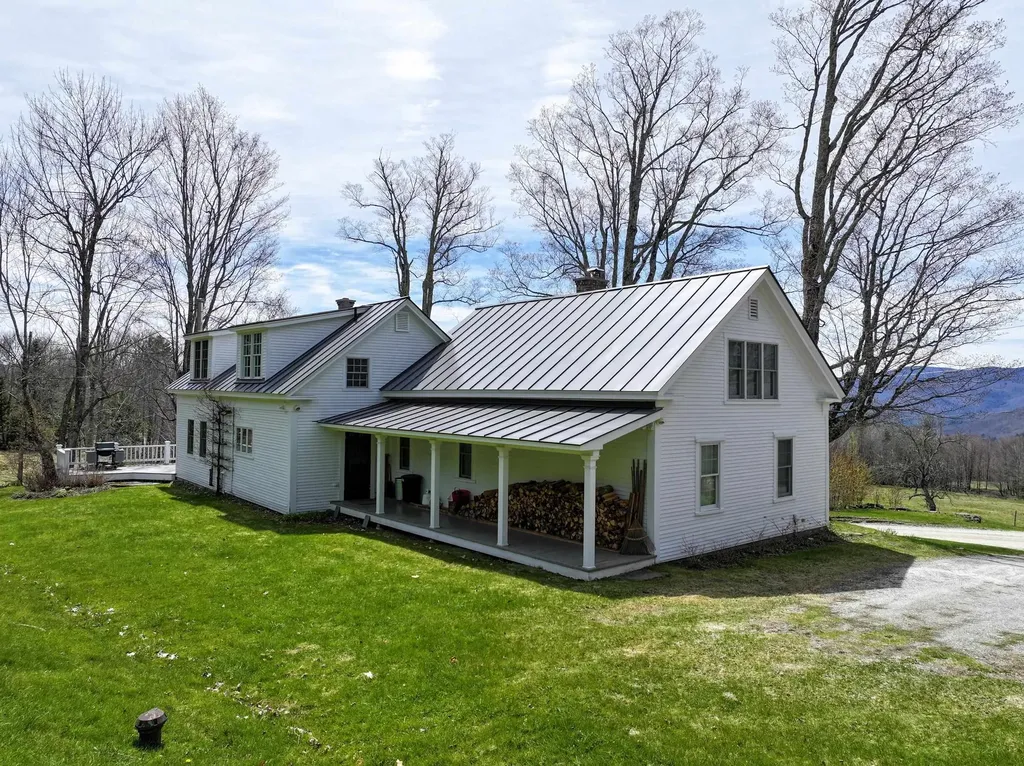 986 North Hollow Road Rochester VT 05767