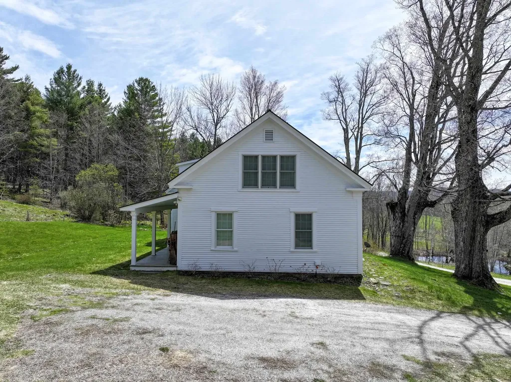 986 North Hollow Road Rochester VT 05767