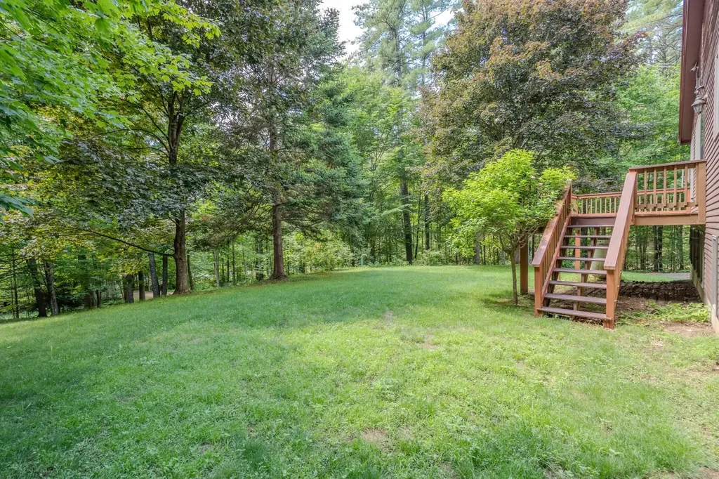 106 Livingston Road Meredith NH 03253