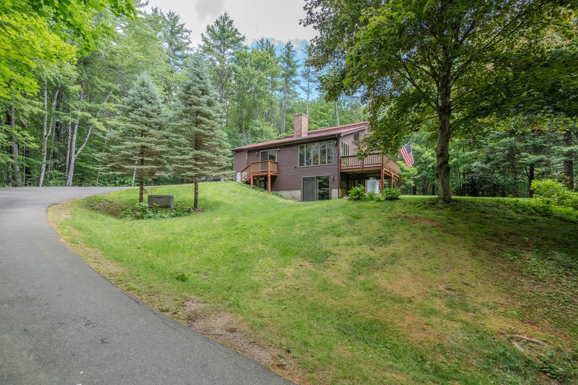 106 Livingston Road Meredith NH 03253