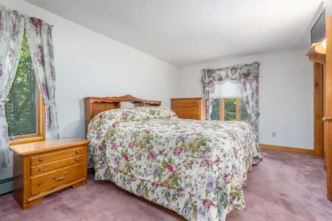 106 Livingston Road Meredith NH 03253