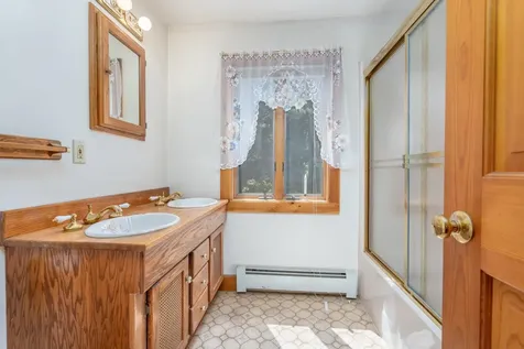 106 Livingston Road Meredith NH 03253