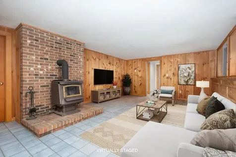 106 Livingston Road Meredith NH 03253