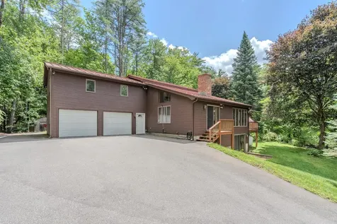 106 Livingston Road Meredith NH 03253