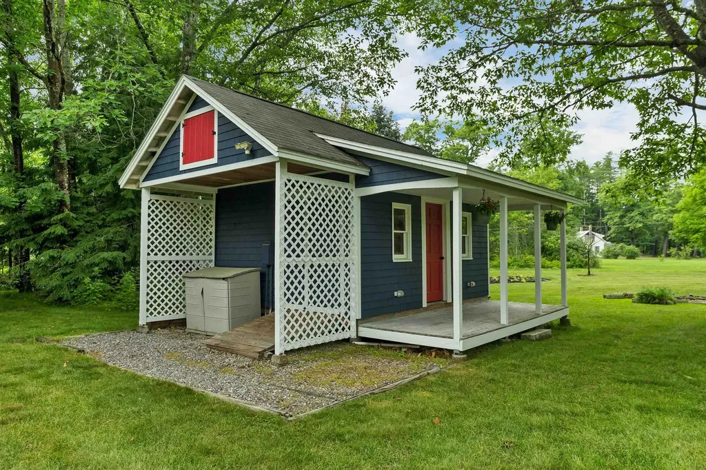 92 White Oak Road Gilmanton NH 03837