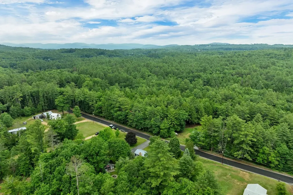 92 White Oak Road Gilmanton NH 03837