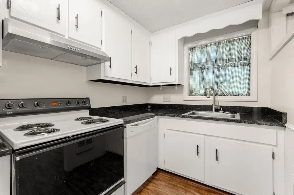 105 Portsmouth Avenue Exeter NH 03833