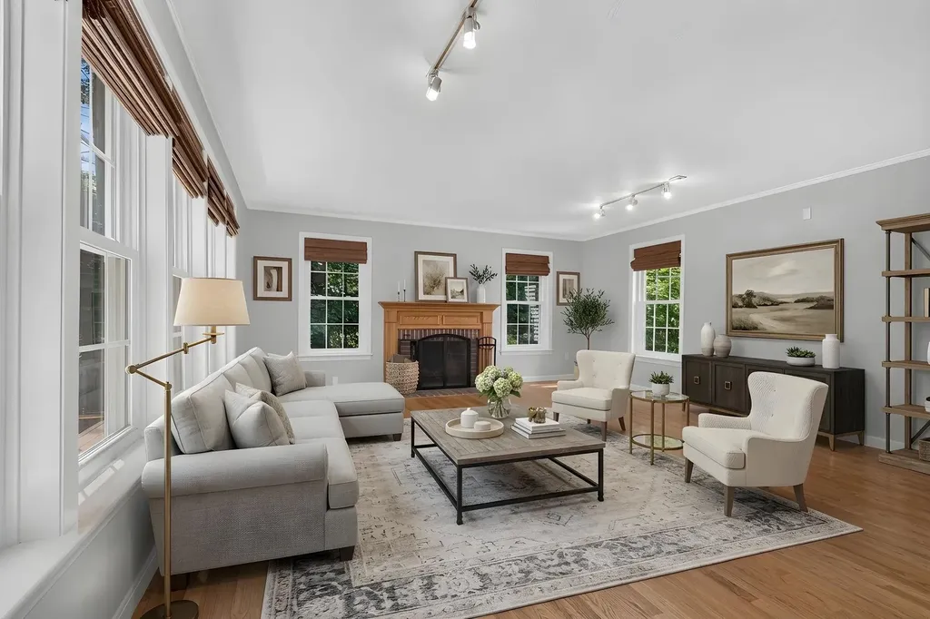30 Lynne Drive Hollis NH 03049
