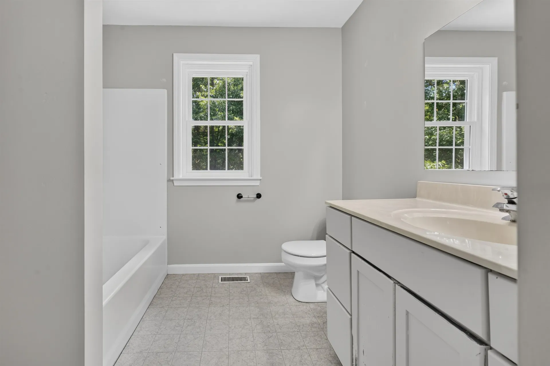 30 Lynne Drive Hollis NH 03049