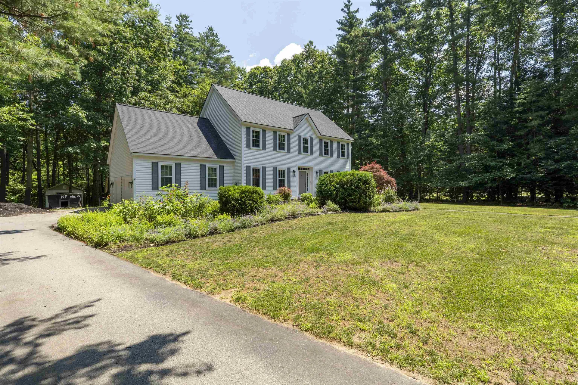 30 Lynne Drive Hollis NH 03049