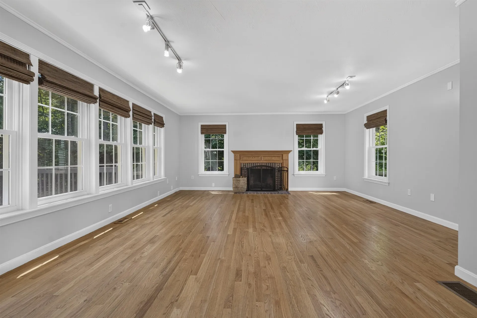 30 Lynne Drive Hollis NH 03049