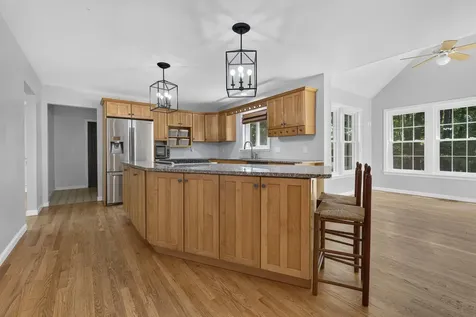 30 Lynne Drive Hollis NH 03049