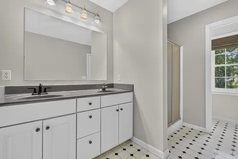 30 Lynne Drive Hollis NH 03049
