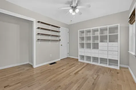30 Lynne Drive Hollis NH 03049
