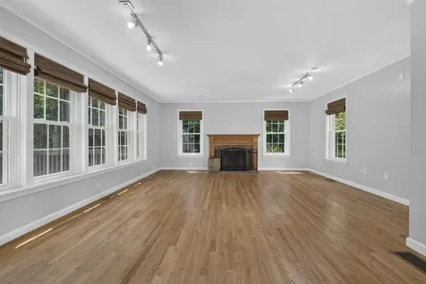 30 Lynne Drive Hollis NH 03049