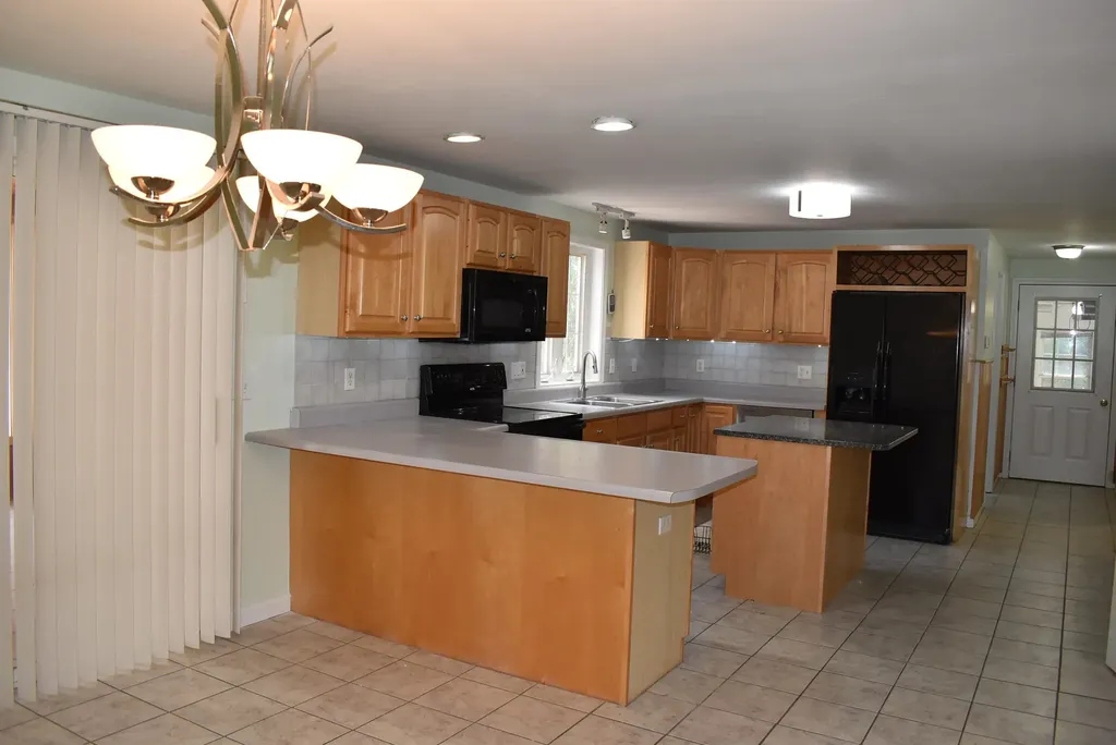 51 Westview Road Brookline NH 03033