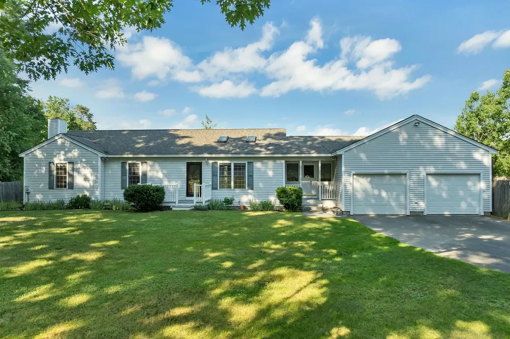 84 Fremont Road Raymond NH 03077